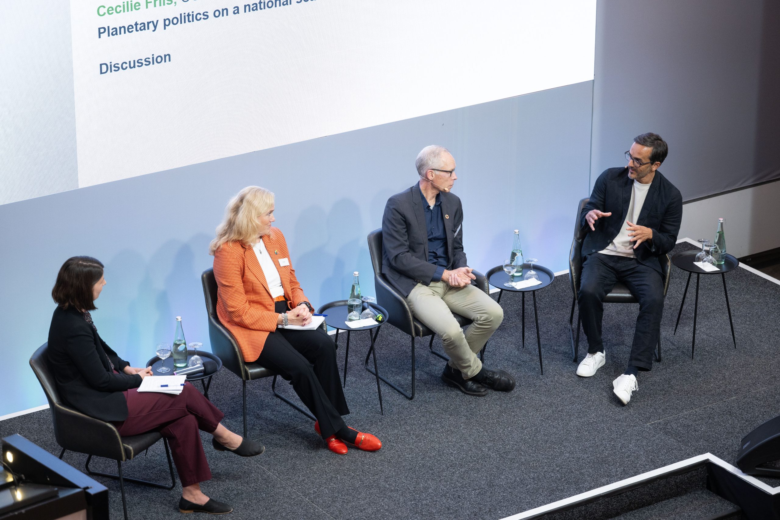Living within planetary boundaries; SRU